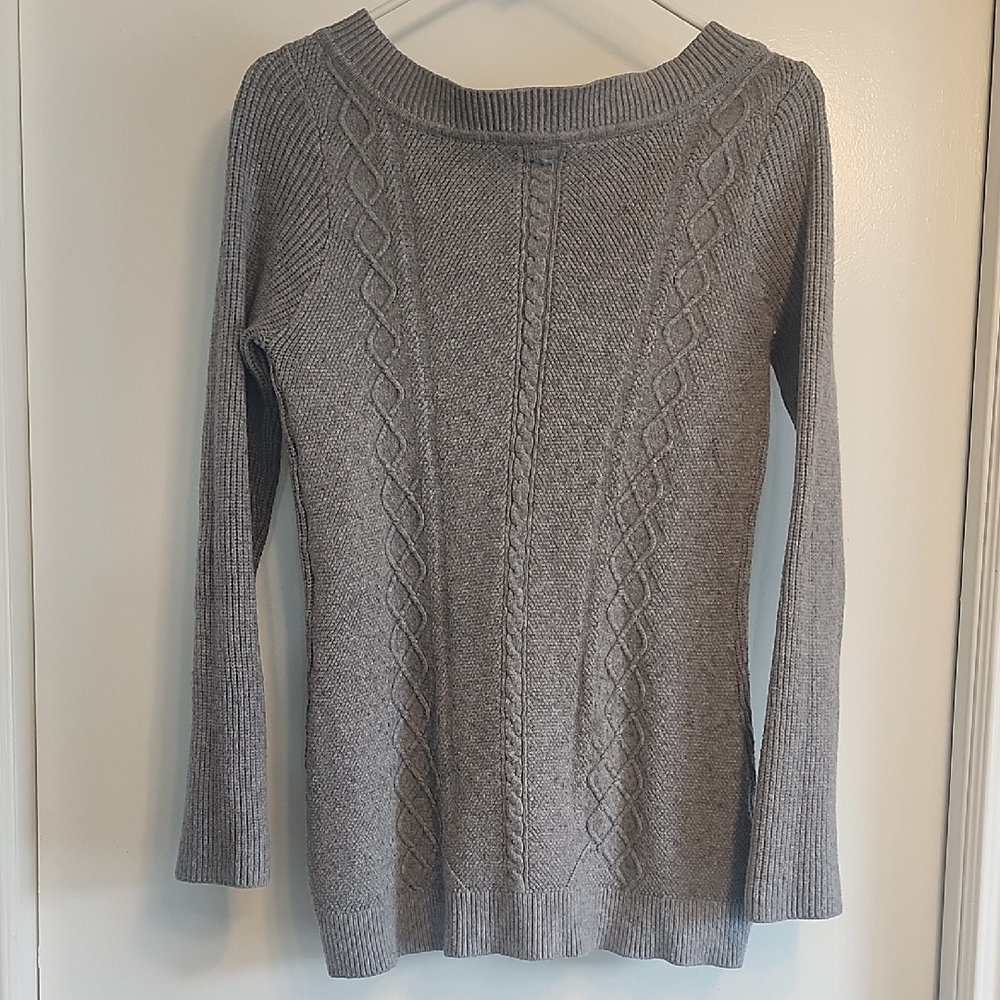 Cyrus Gray Crew Neck Long Sweater with Textured Knit